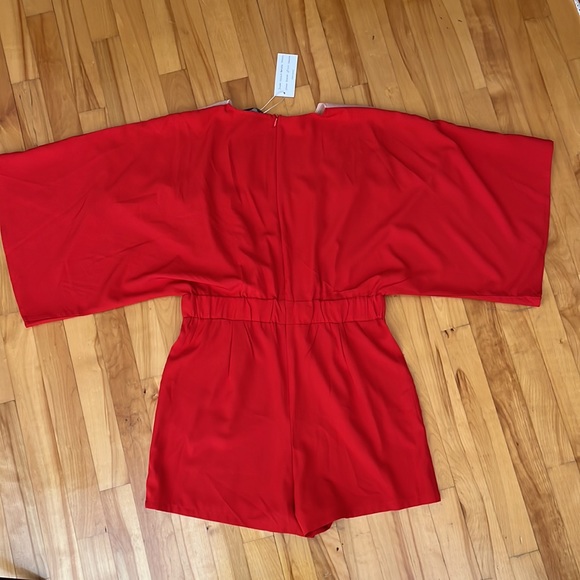 [L] RED KIMONO ROMPER GLAMAKER - Picture 13 of 14